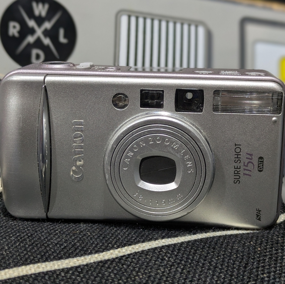 Vintage Canon SureShot 115u Compact 35mm Film Camera Bundle